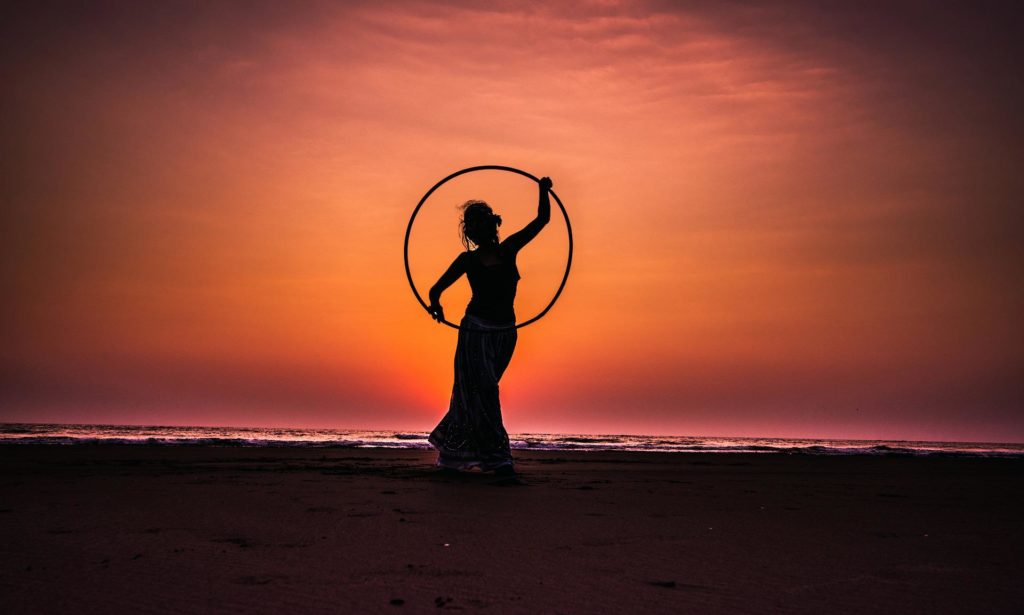 4 Main Benefits Of Doing Hula Hoop Exercise