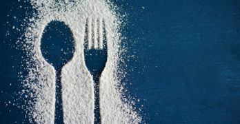 6 Symptoms of Excessive Sugar Consumption