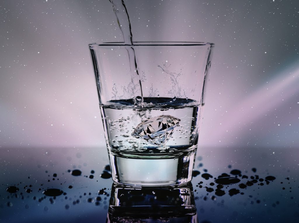 7 Tips on how to drink water healthily